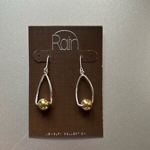 Rain earrings